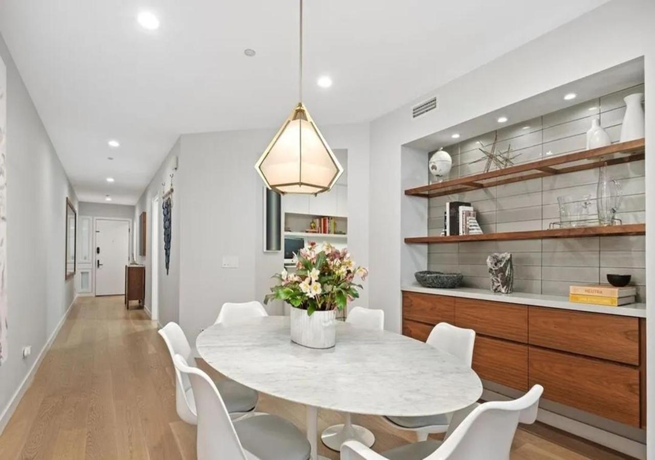 Elegant Two Bedroom Santa Monica Appartement
